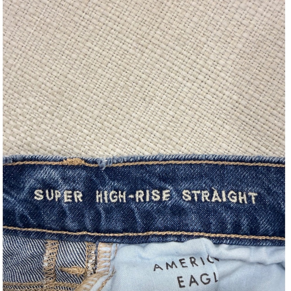 American Eagle Super High-Rise Straight Womens 2 Short Blue Frayed Hem NWT - Picture 7 of 9